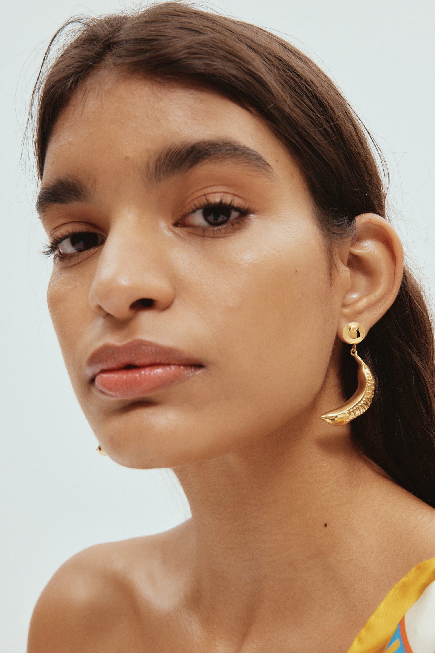 Banana bar earrings store