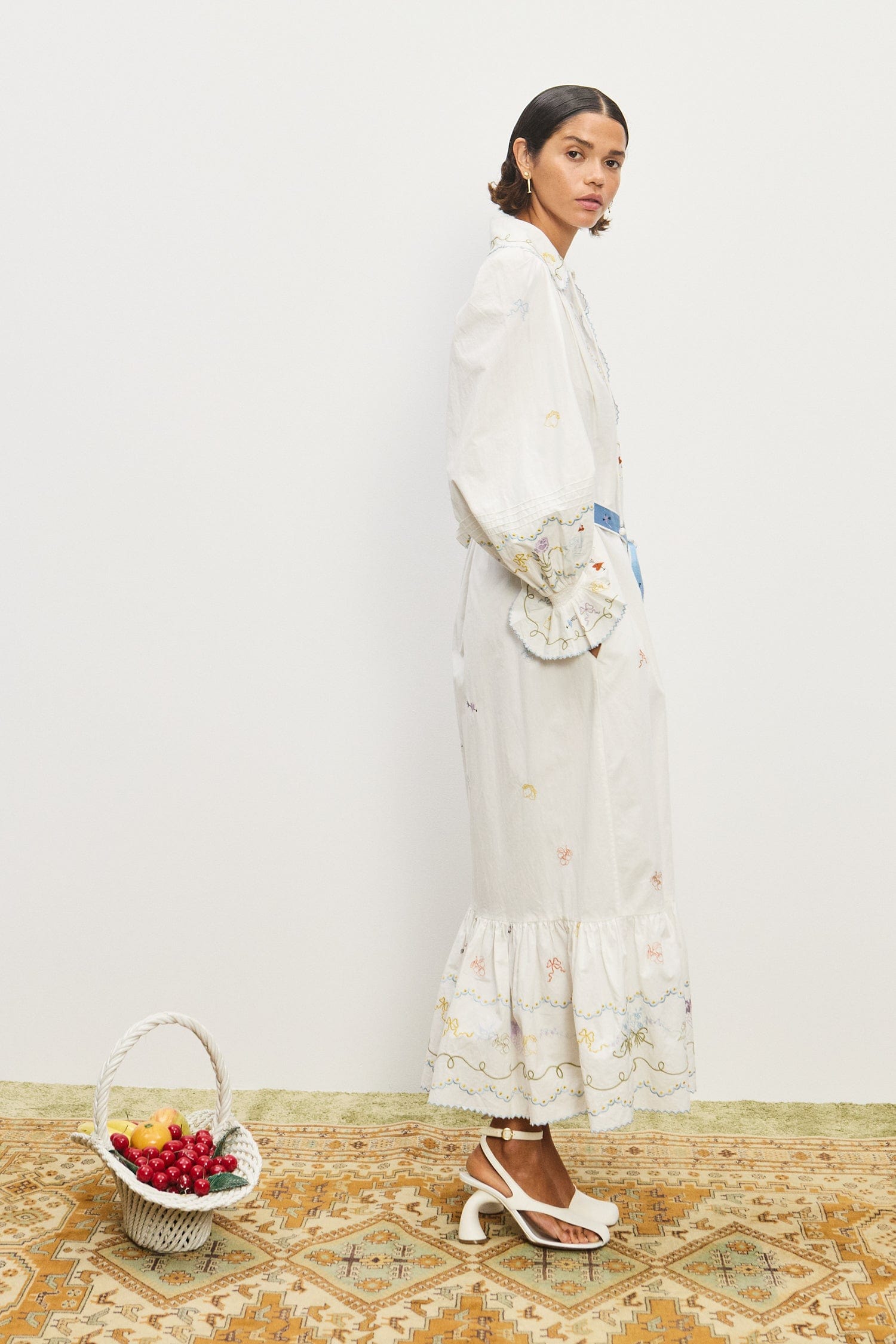 GIULIA EMBROIDERED MIDI DRESS GIULIA EMBROIDERED MIDI DRESS