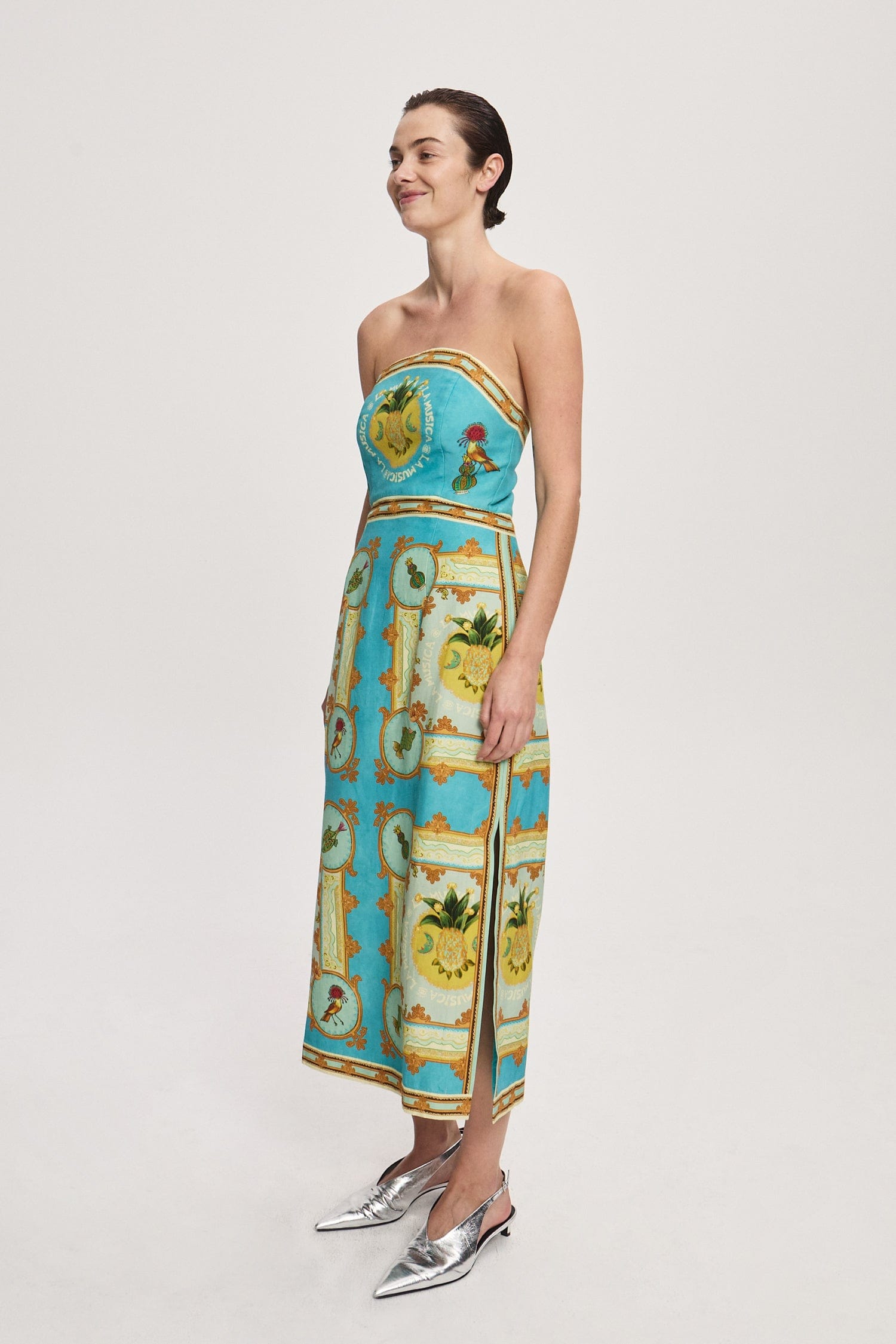 LA MUSICA MIDI DRESS EXCLUSIVE