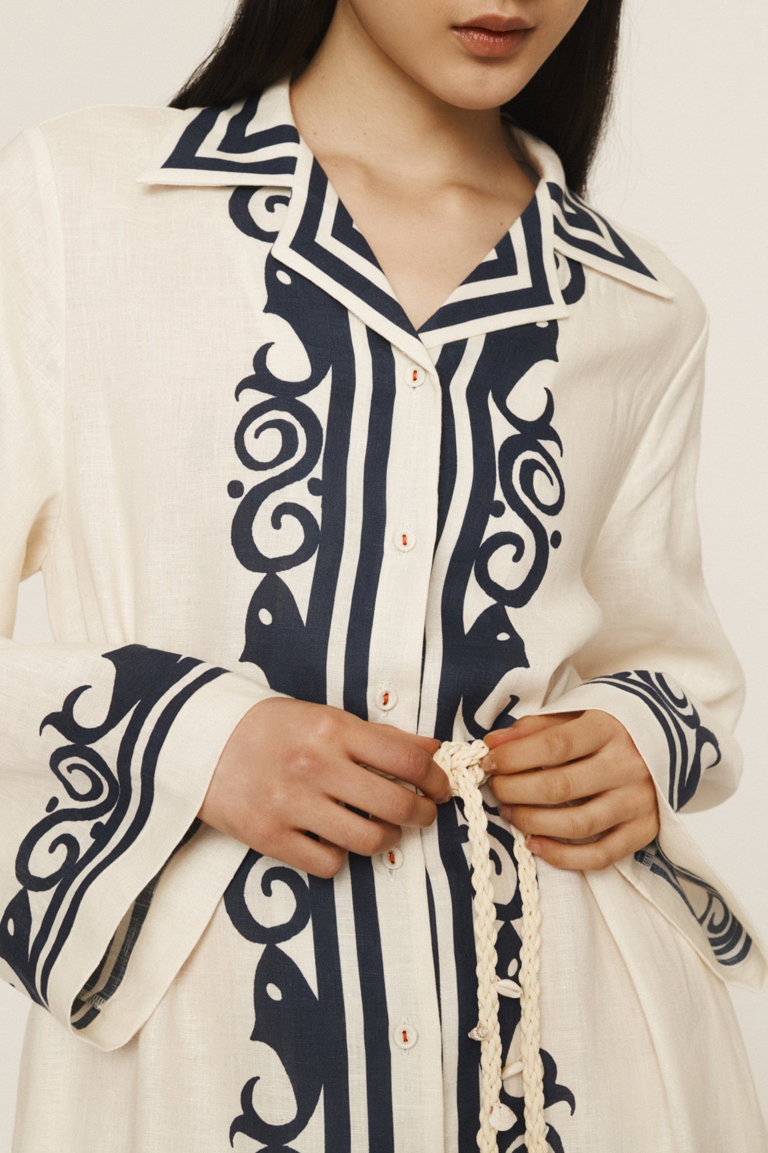 〈ALEMAIS〉マダレナシャツドレス（関税込み） Alemais Women's Paradiso Shirtdress | $695.00 | Saint Bernard