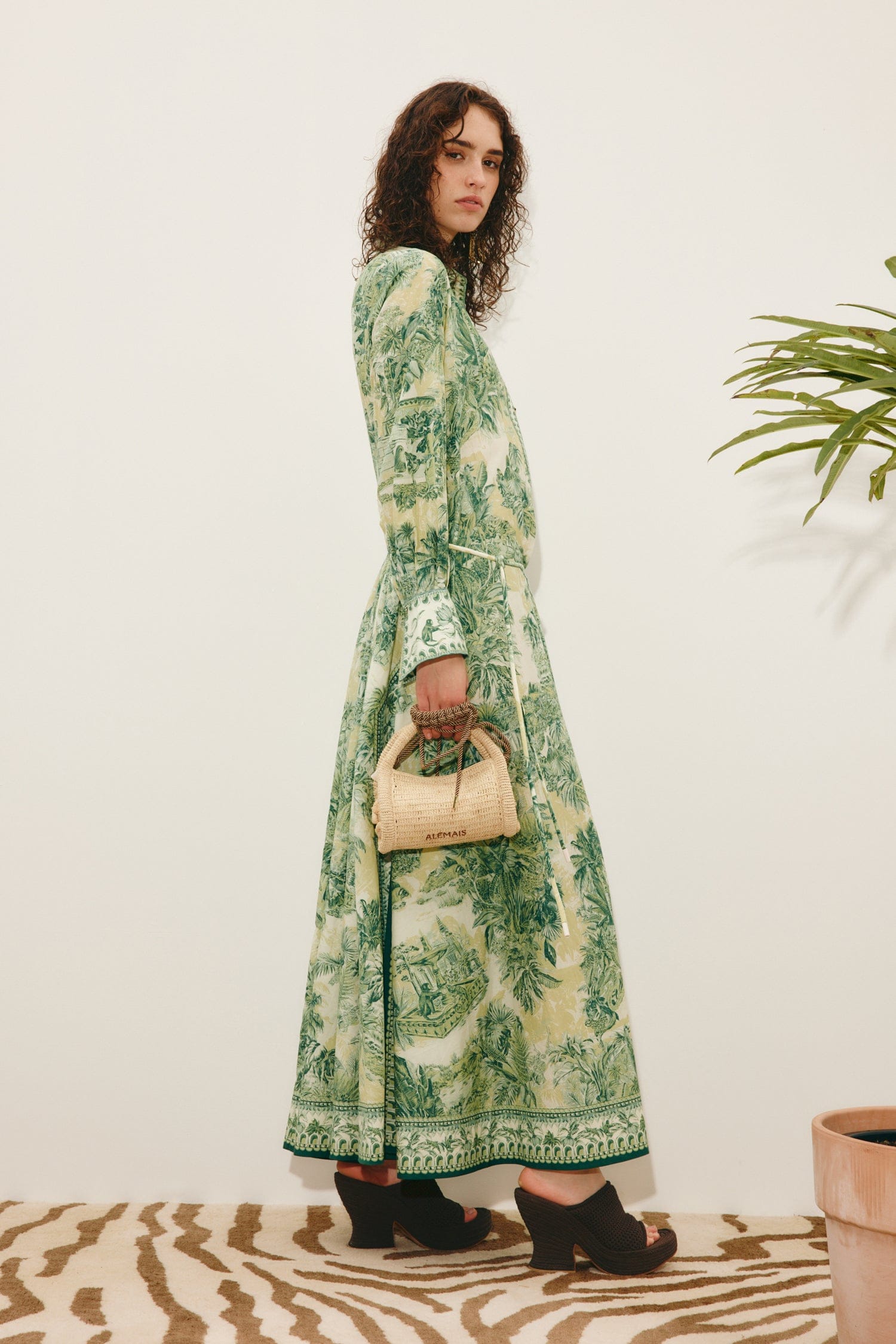 alemais green shirt dress Alemais Birdie Green Shirtdress with sleeves size 10