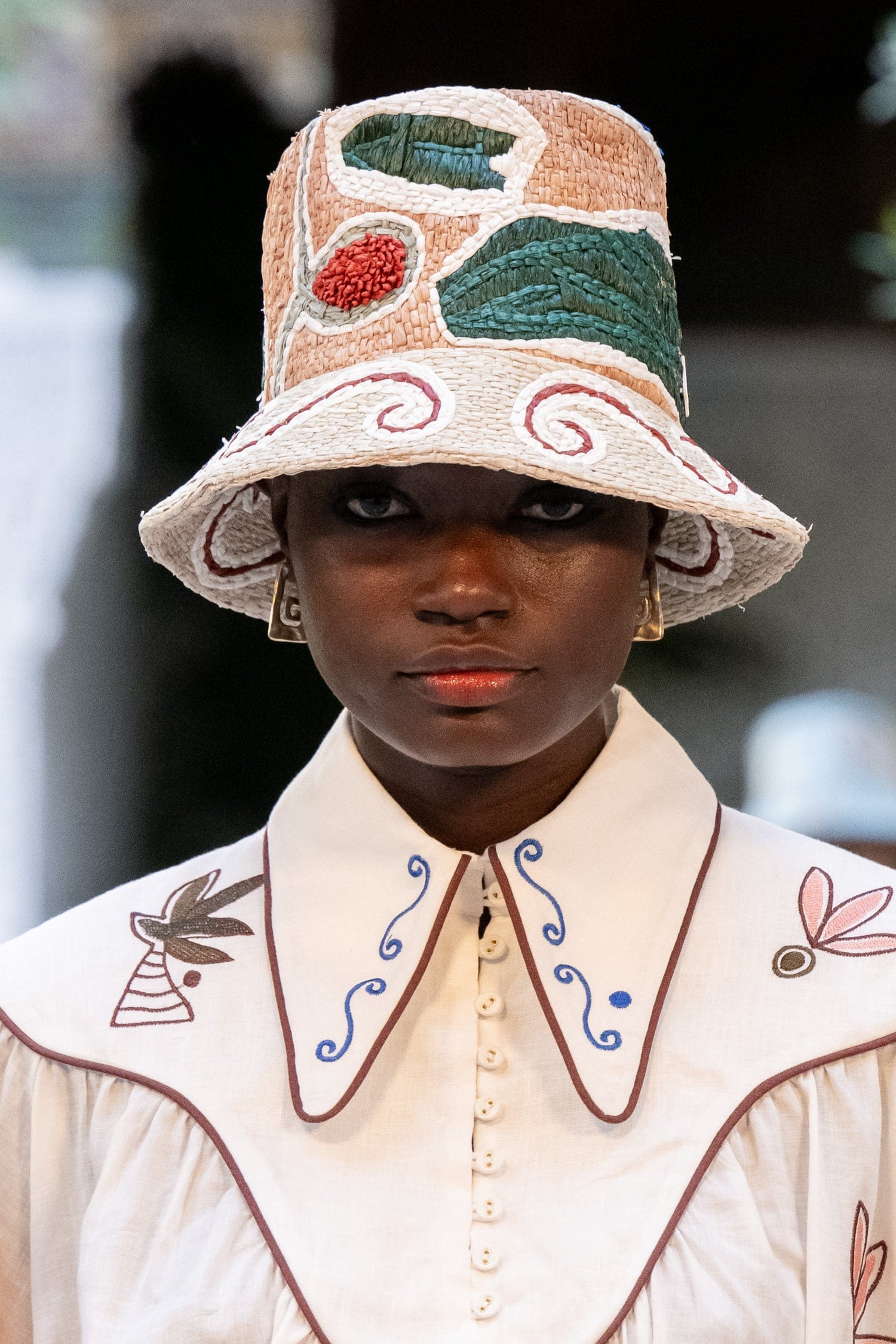 VELORA RAFFIA BUCKET HAT